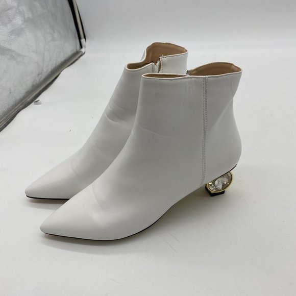 Elegant White Ankle Boots - Picture 3 of 8